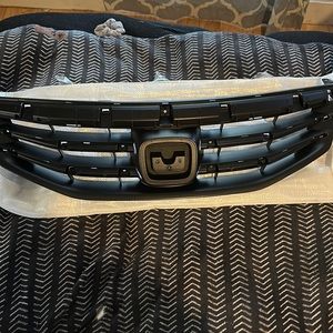2011 Honda Accord grille assembly front bumper